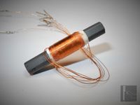 Theremin pitch- or volume oscillator coil on paper bobbin with ferrite core